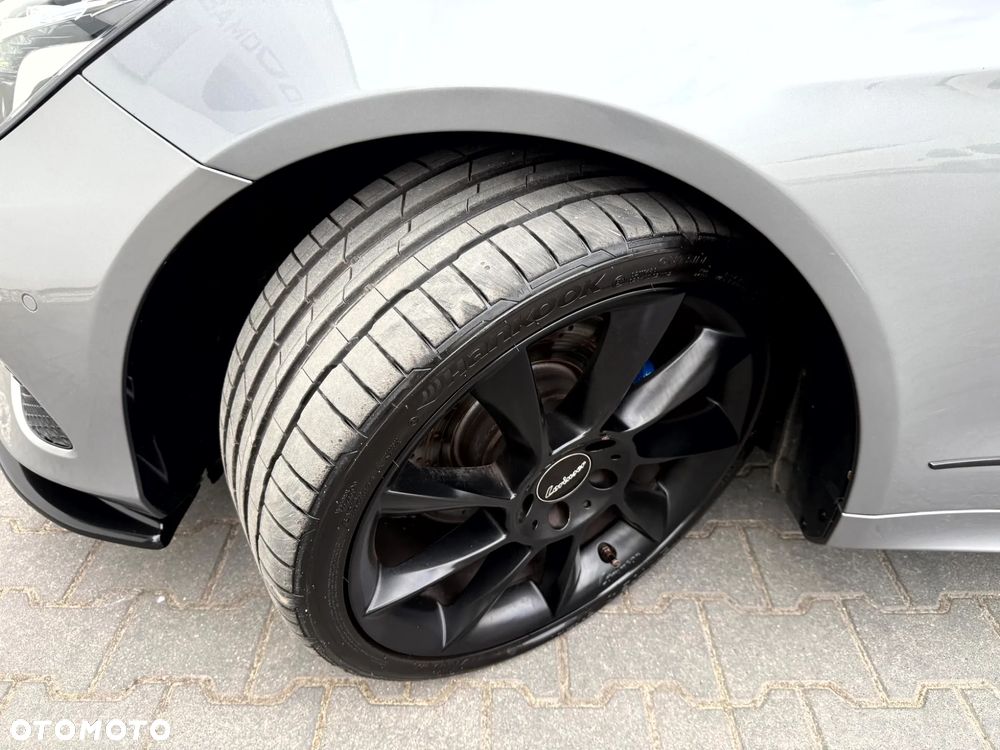 Mercedes-Benz Klasa E 250 7G-TRONIC Sport Edition - 29