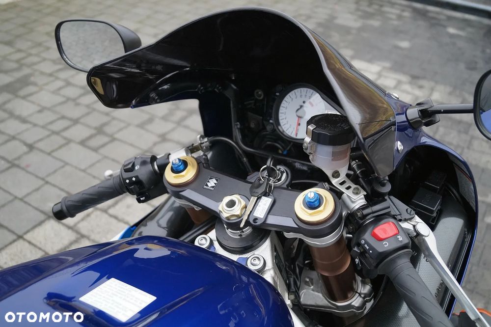 Suzuki GSX-R - 12