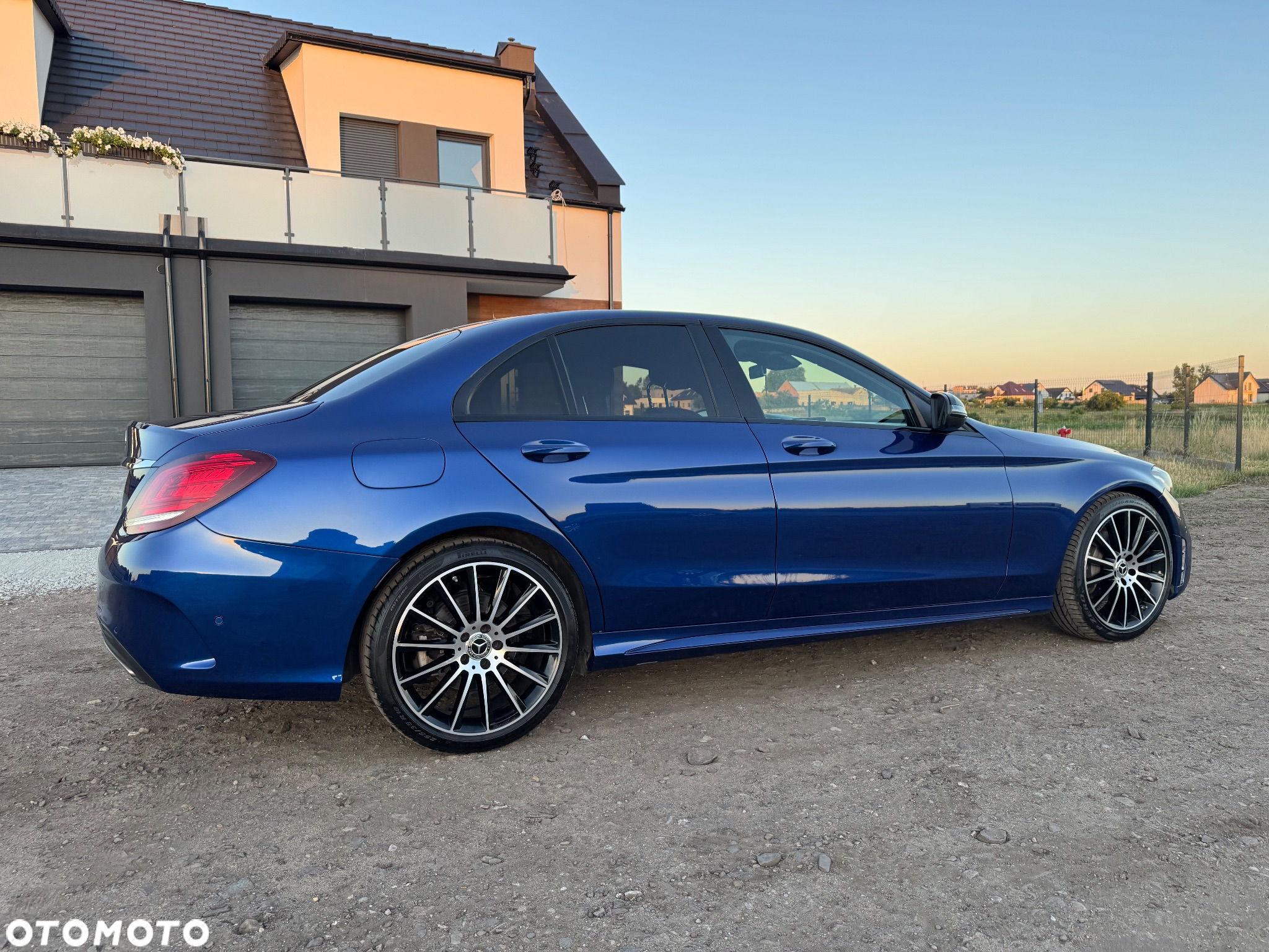 Mercedes-Benz Klasa C 200 T 9G-TRONIC AMG Line - 6