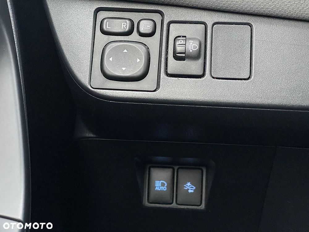 Toyota Yaris 1.5 VVT-i Comfort - 25