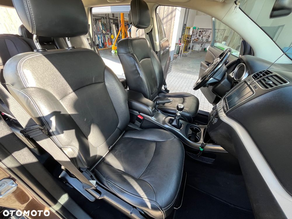 Fiat Freemont 2.0 Multijet Lounge - 14