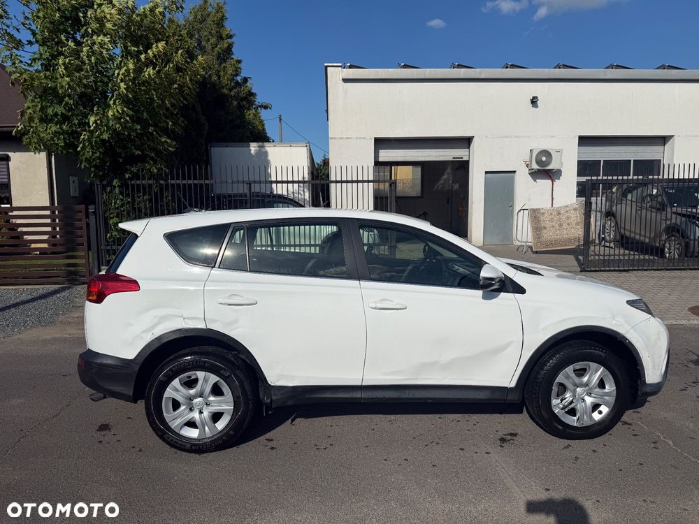Toyota RAV4 2.0 D-4D Premium 4x2 - 6