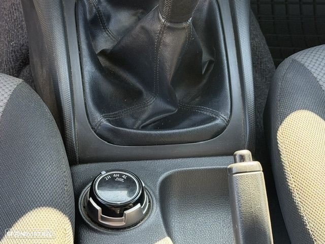 Mitsubishi L200 2.3 DI-D Space Cab Invite Strakar Look 4WD - 20