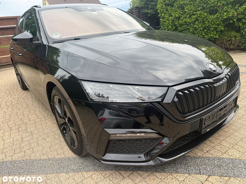 Skoda Octavia 2.0 TDI DSG RS - 17
