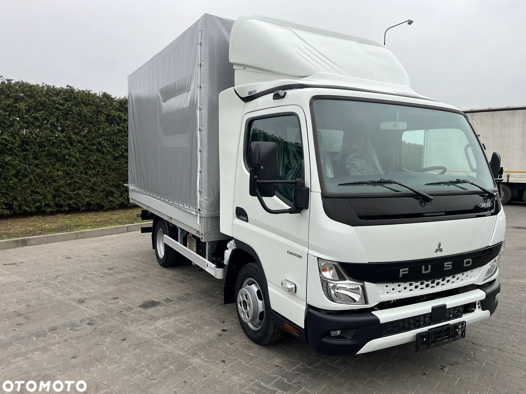 FUSO CANTER - 7