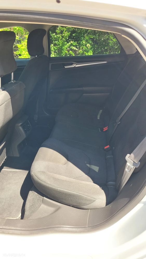 Ford Mondeo 2.0 TDCi Titanium - 25