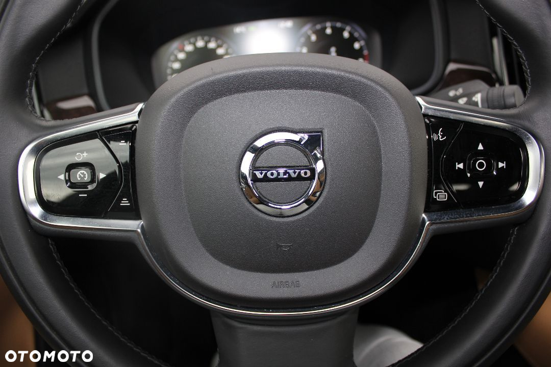 Volvo S90 T6 AWD Momentum - 19