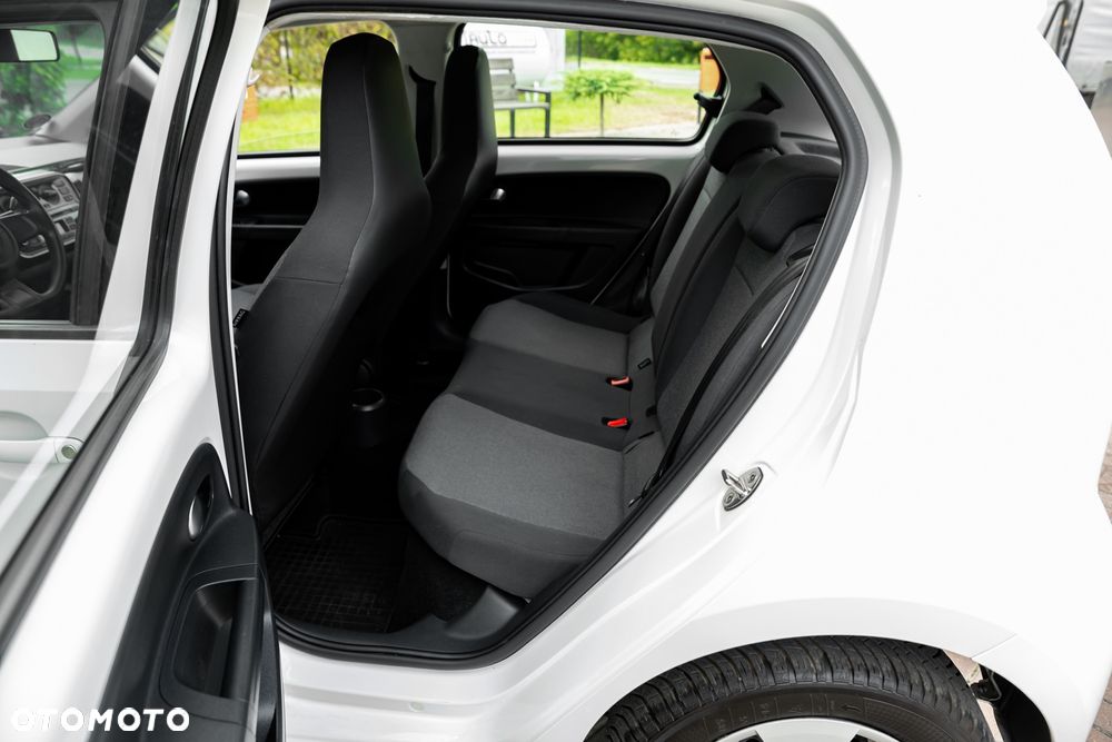 Volkswagen up! 1.0 high - 20