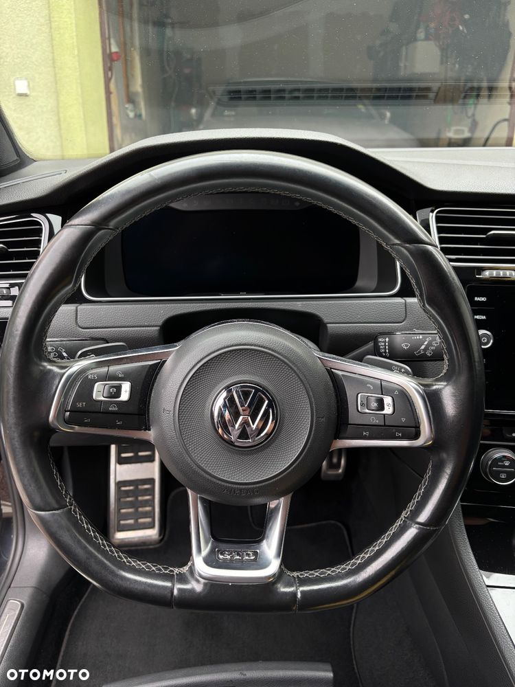 Volkswagen Golf GTD 2.0 TDI SCR DSG - 12
