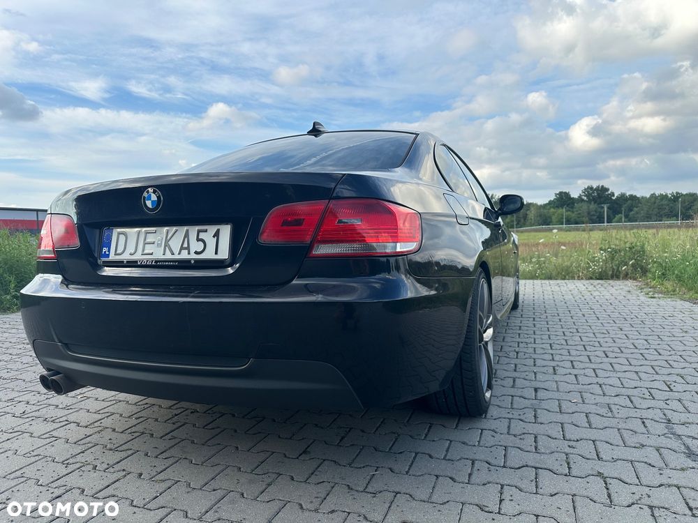 BMW Seria 3 330d xDrive M Sport Edition - 6