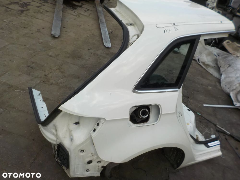 AUDI A3 8V SPORTBACK 5D  BŁOTNIK ĆWIARTKA PRAWA TYŁ - 2