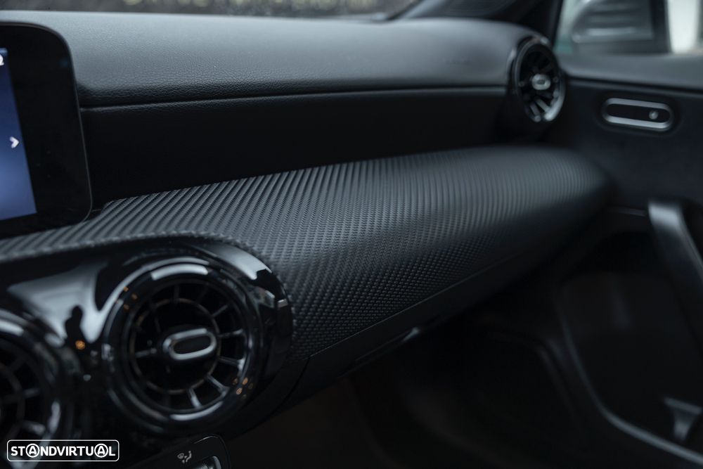 Mercedes-Benz A 250 e - 13