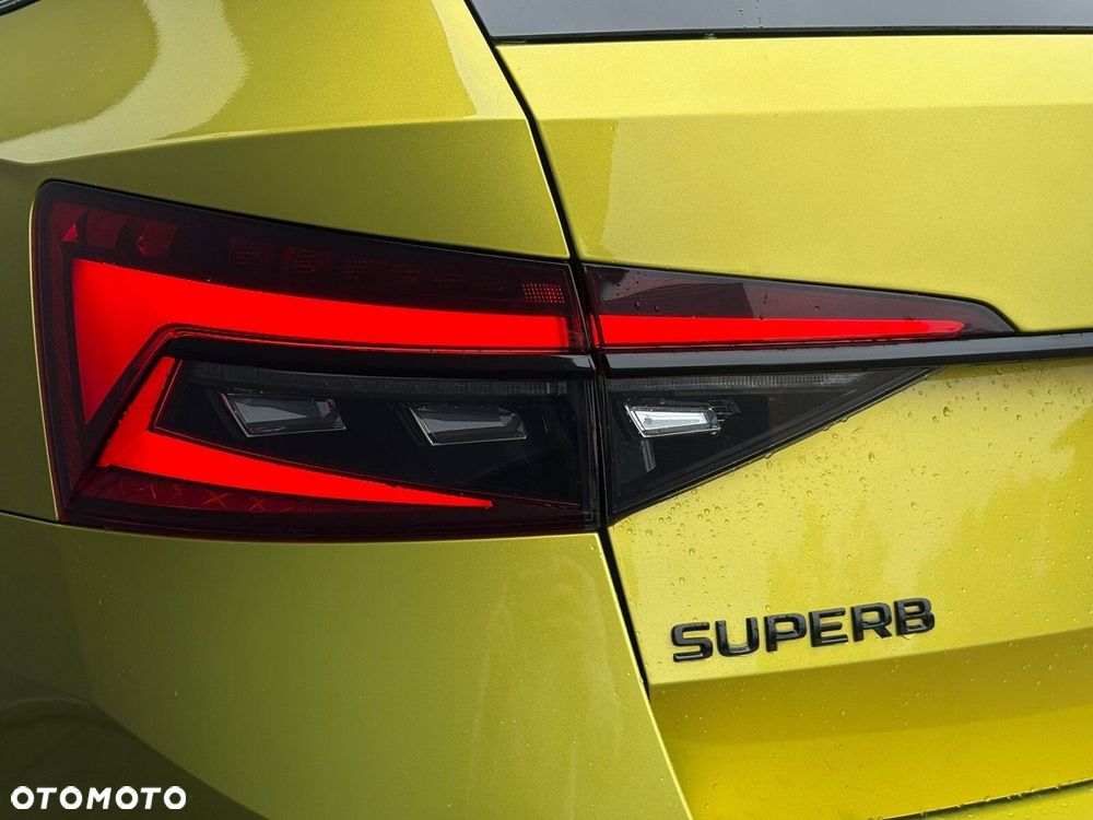Skoda Superb 2.0 TSI Sportline DSG - 21