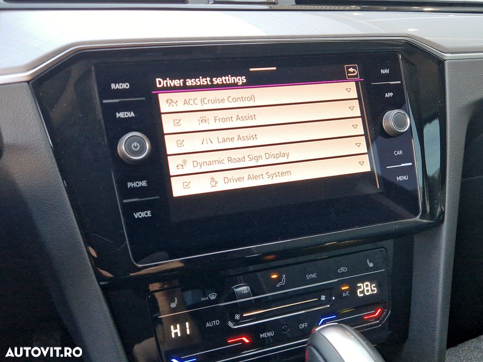 Volkswagen Passat 2.0 TDI DSG Comfortline - 20