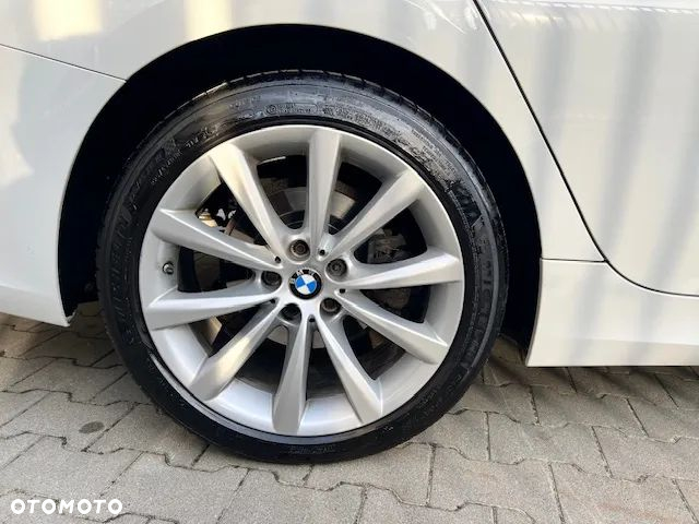 BMW Seria 3 320i - 6