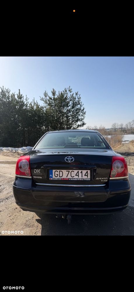 Toyota Avensis 2.0 D-4D Premium - 11