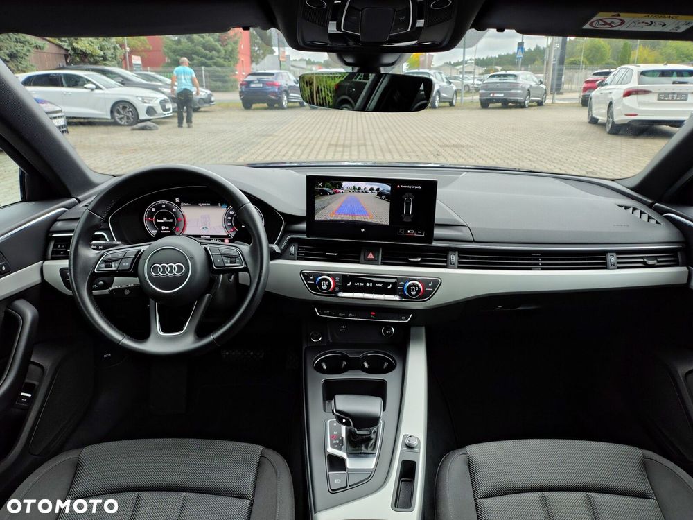 Audi A4 Limousine - 18