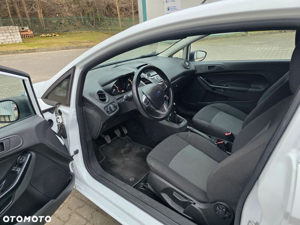 Ford Fiesta 1.5 TDCi Celebration - 16