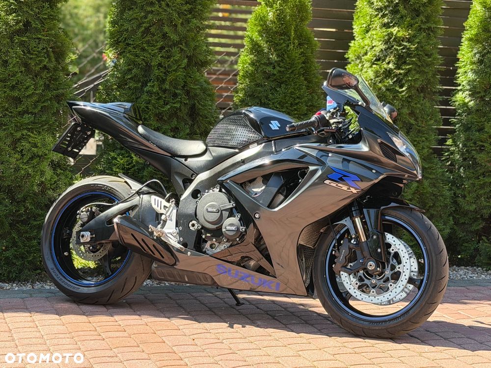 Suzuki GSX-R - 2