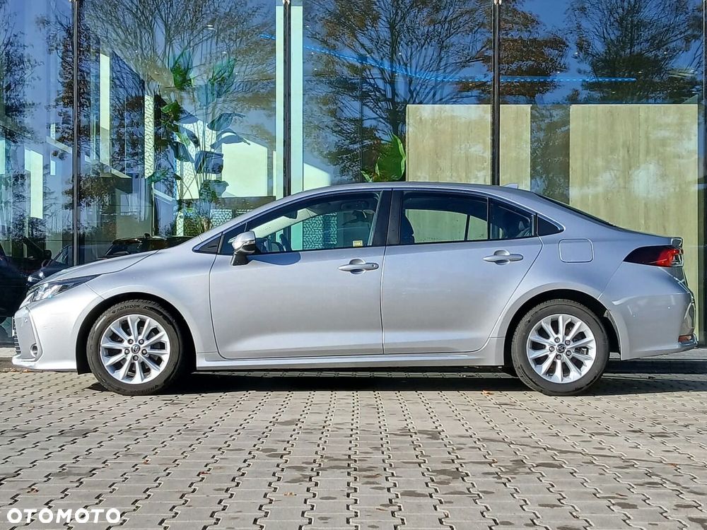 Toyota Corolla - 3