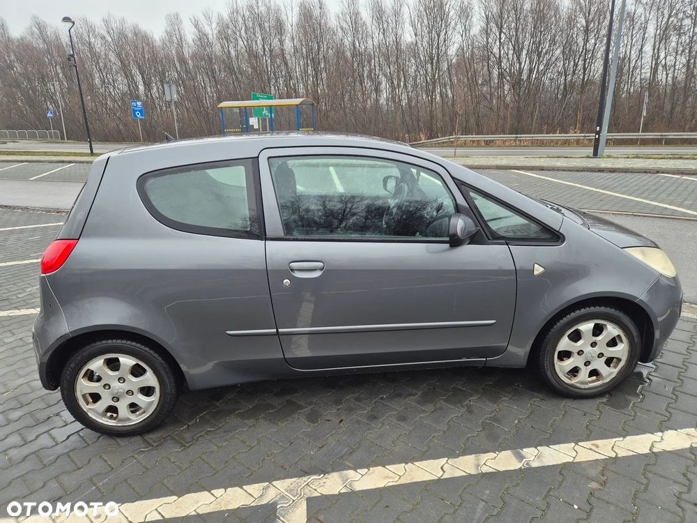 Mitsubishi Colt 1.3 Inform - 9