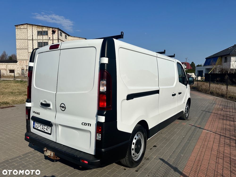 Opel Vivaro - 2