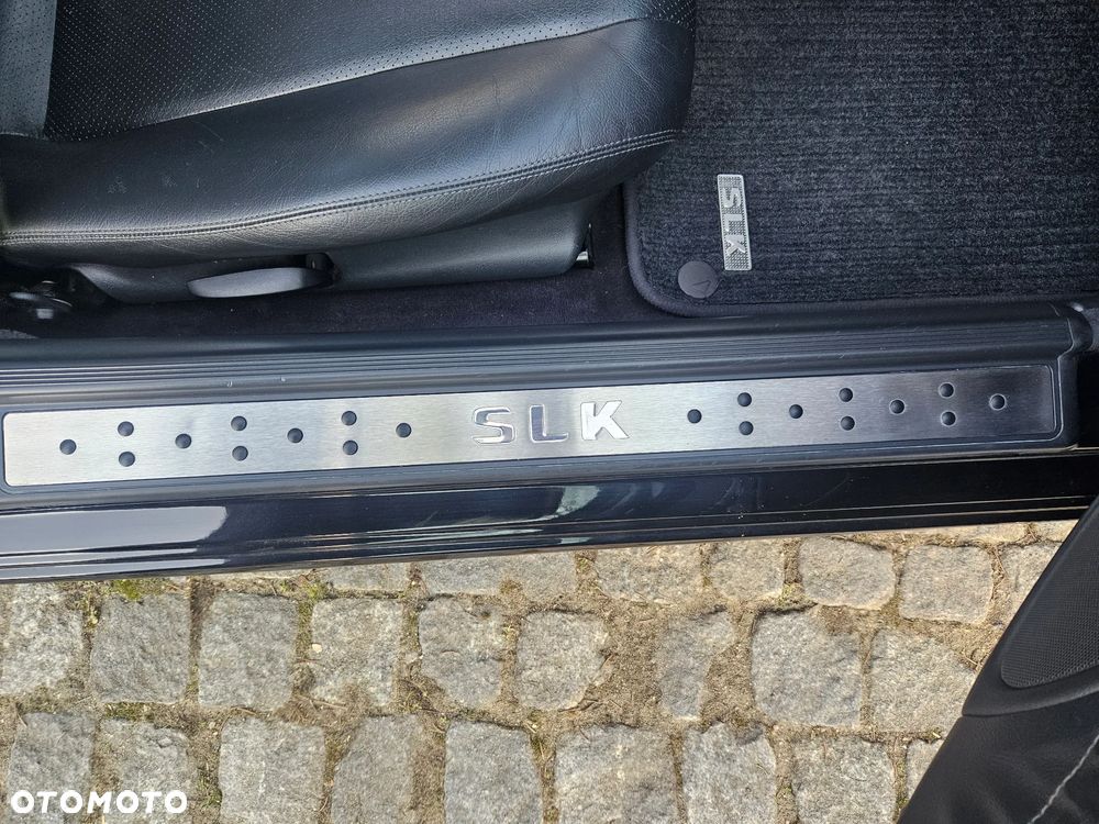 Mercedes-Benz SLK - 16