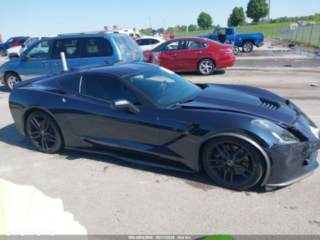 Chevrolet Corvette - 12