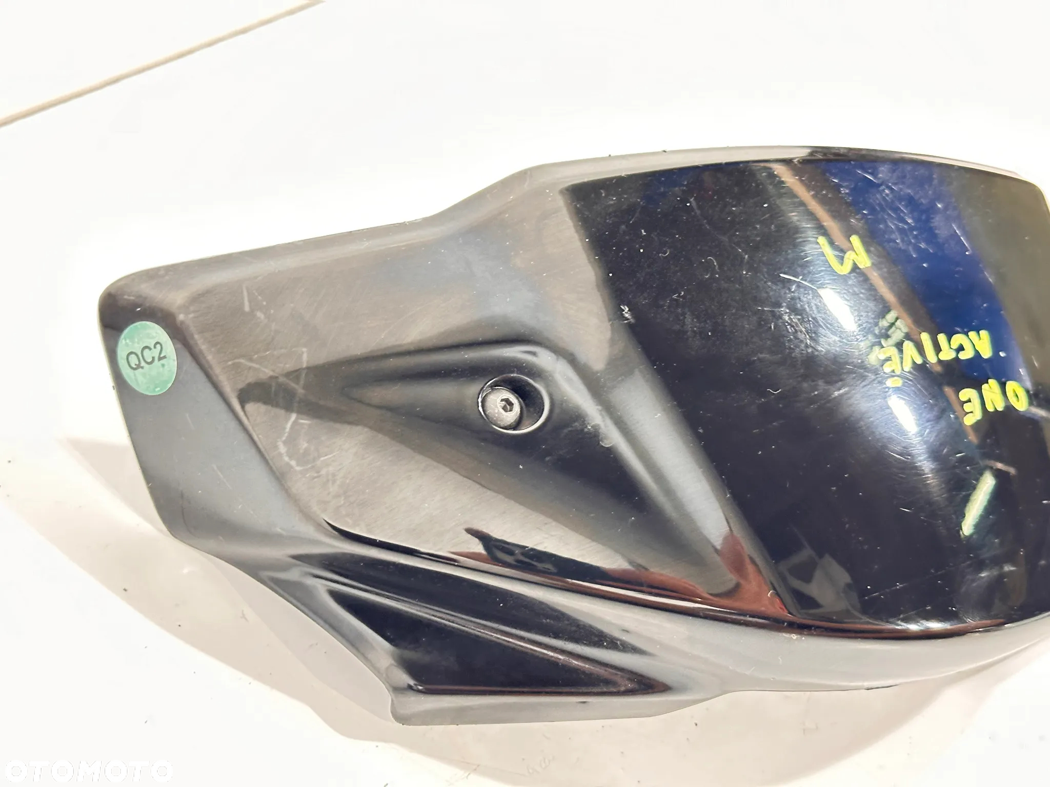 Czacha osłona licznika  Piaggio 1 Active - 2