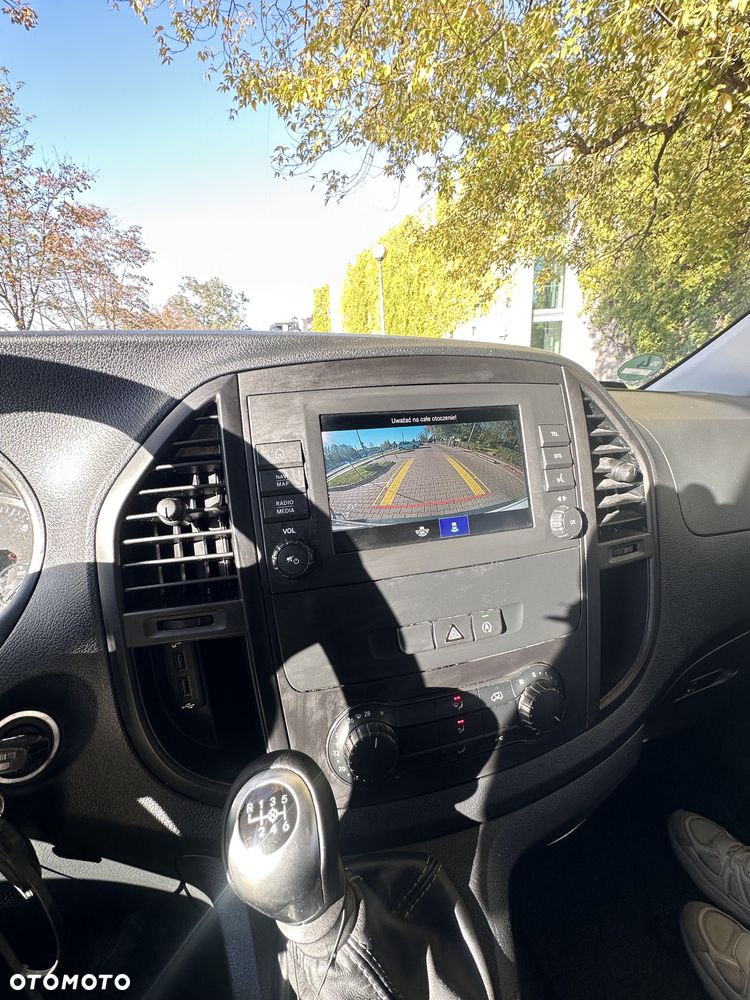 Mercedes-Benz VITO - 16
