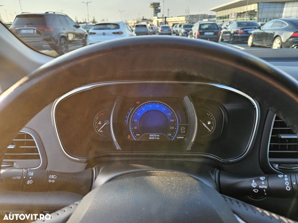 Renault Megane TCe GPF EDC Intens - 10