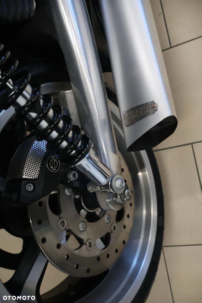 Harley-Davidson V-Rod Muscle - 14