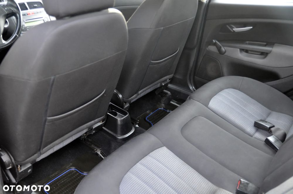 Fiat Linea 1.4 Active - 7