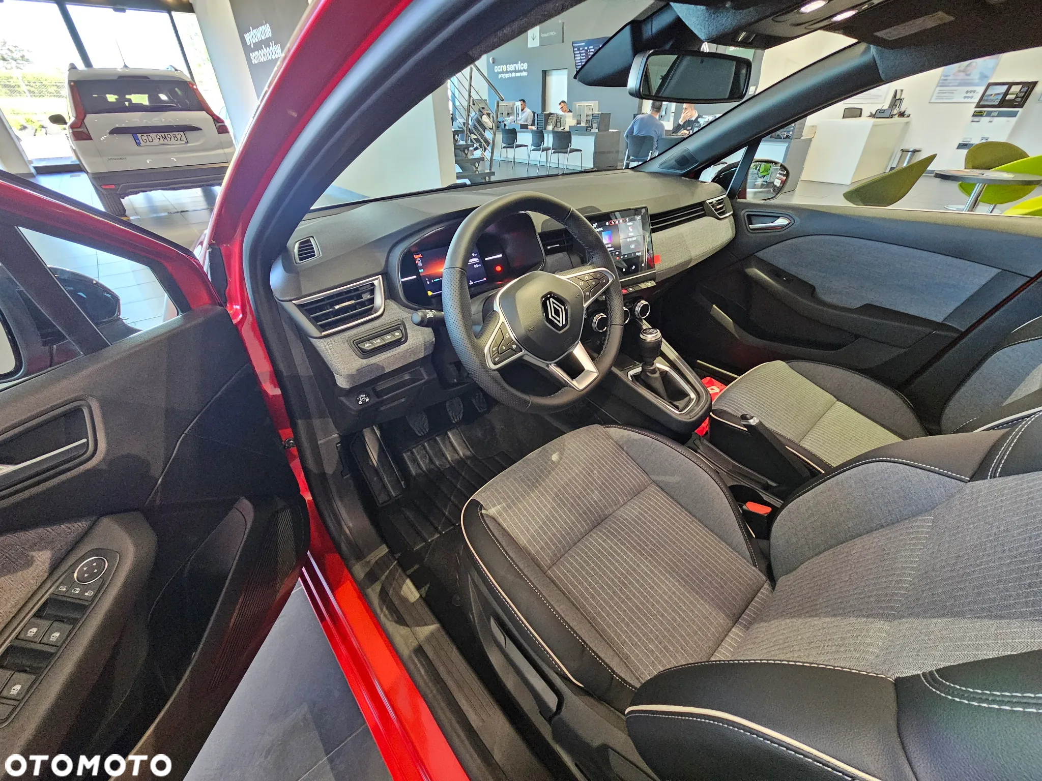 Renault Clio - 19