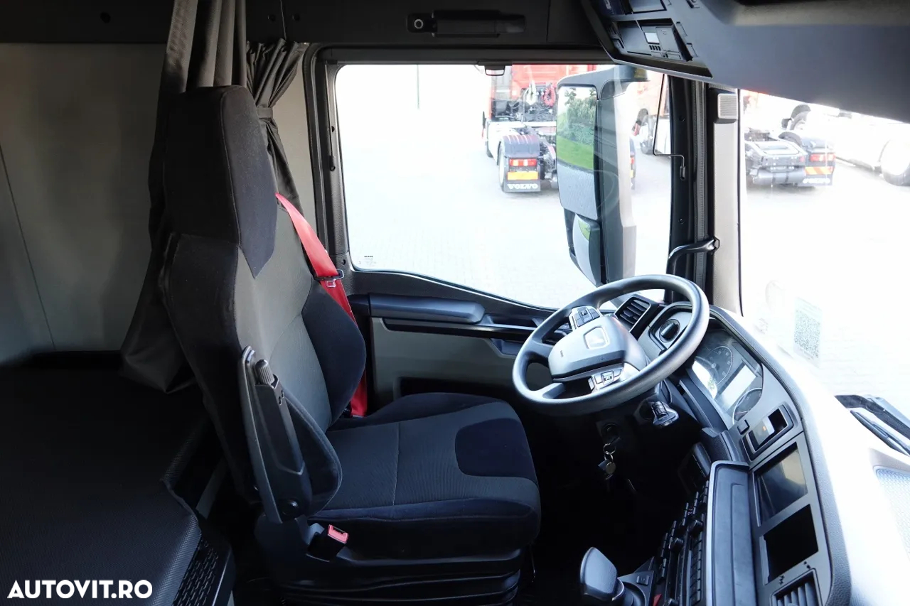 MAN GX 26.510 / 6x2 / împingător / axă de direcție și lifting / HIDRAULICĂ / CABĂ JOSĂ / 2021 - 26
