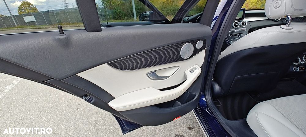 Mercedes-Benz C 250 (BlueTEC) d 4Matic T 7G-TRONIC Avantgarde - 14