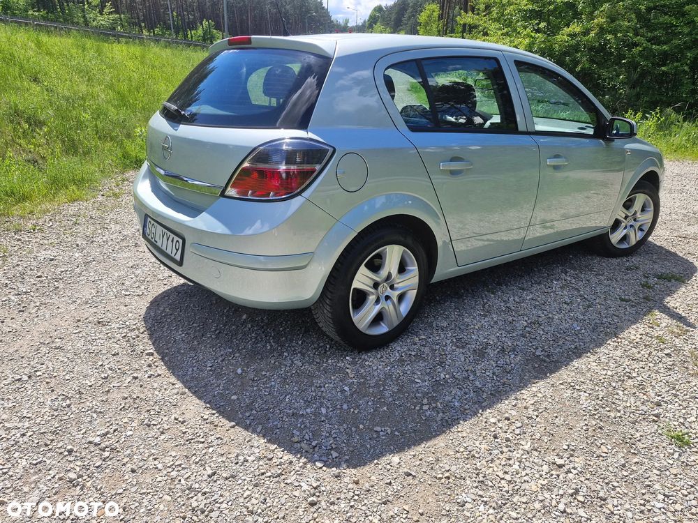 Opel Astra 1.4 Enjoy - 18