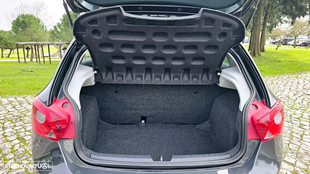 SEAT Ibiza 1.4 TDI Stylance - 33