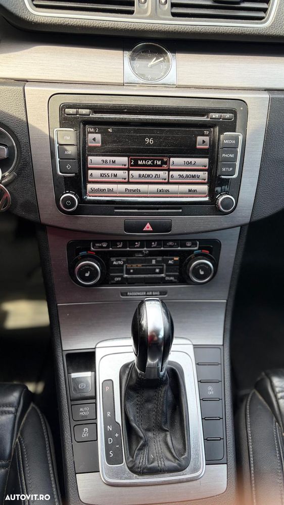 Volkswagen Passat 2.0 TDI BlueMotion Technology DSG Comfortline - 6