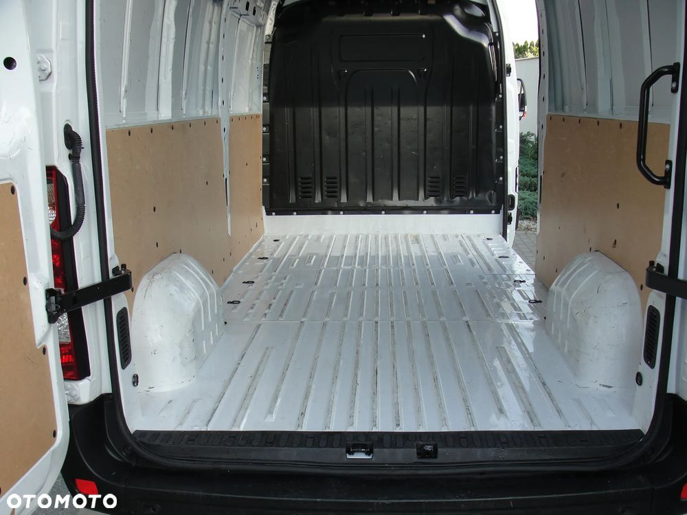 Renault Master - 16