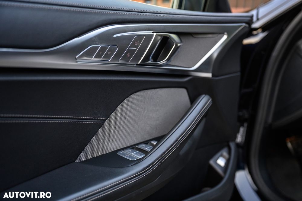BMW Seria 8 840i xDrive - 13