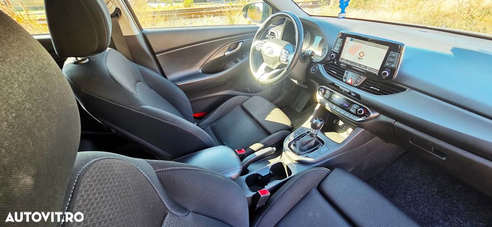 HYUNDAI i30 2019 — imagine 6