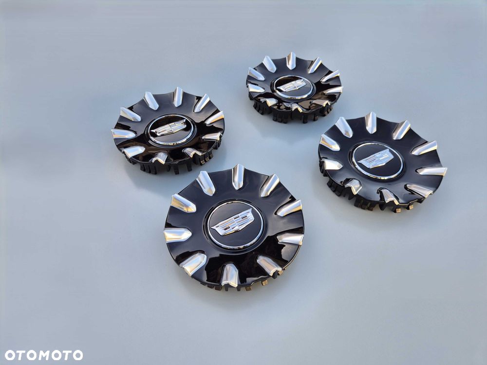 Oryginał Dekielki Kapsle Felg Cadillac Escalade IQL Vistiq Oryginał 4 szt. Kpl 84963915
