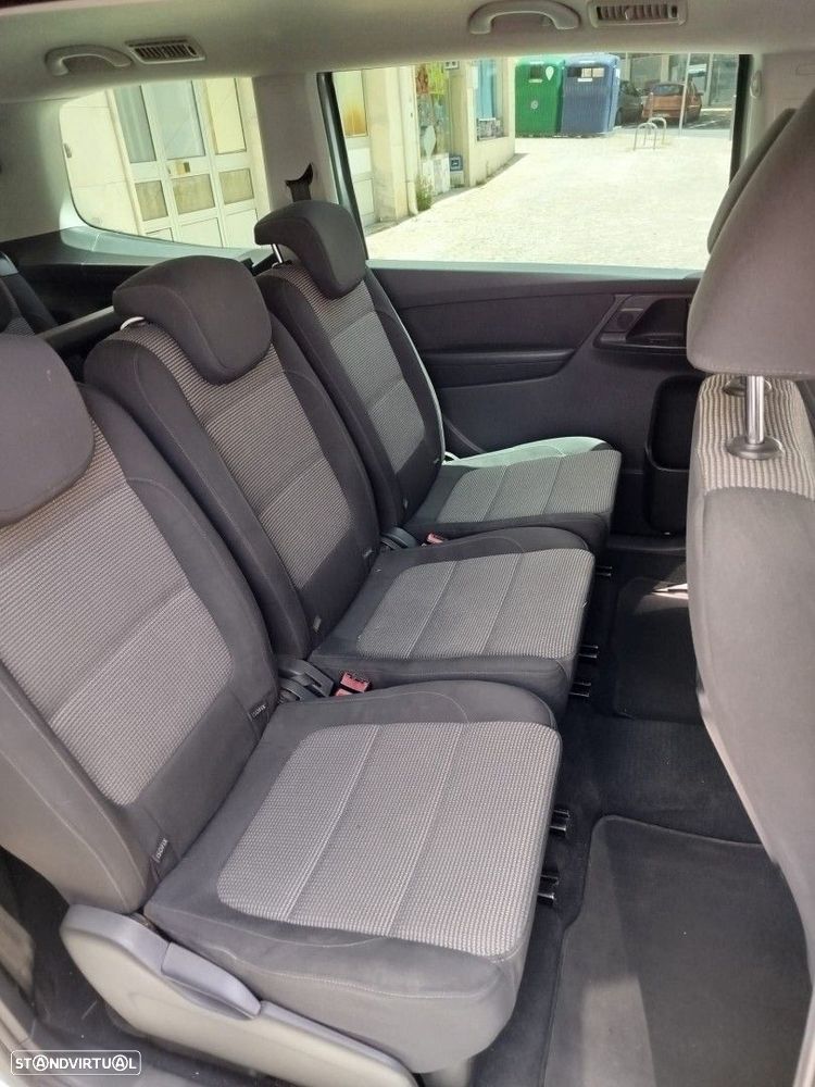 VW Sharan 2.0 TDI Confortline - 12