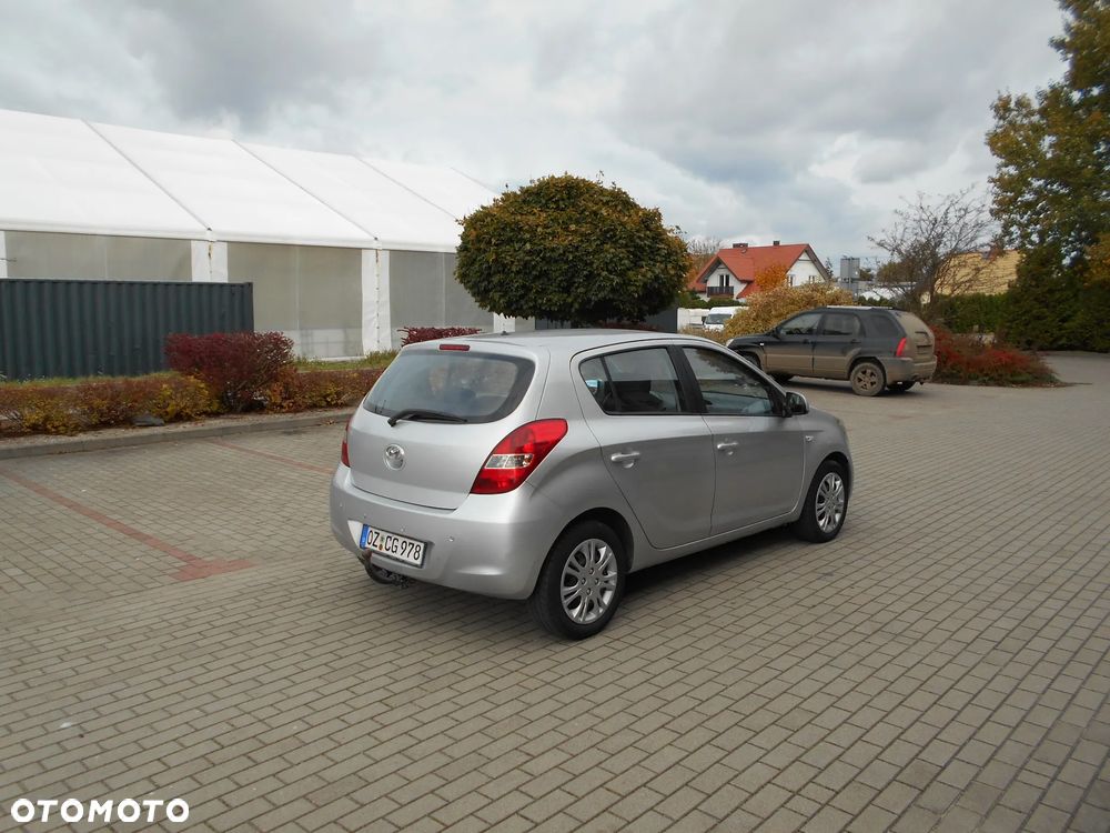 Hyundai i20 1.4 Classic + - 5