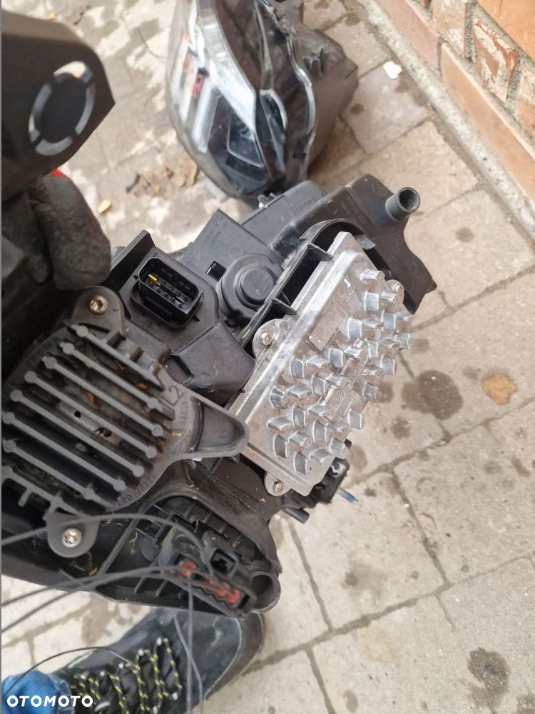 lampa przednia komplet peugeot 2008 ii full led europa - 6