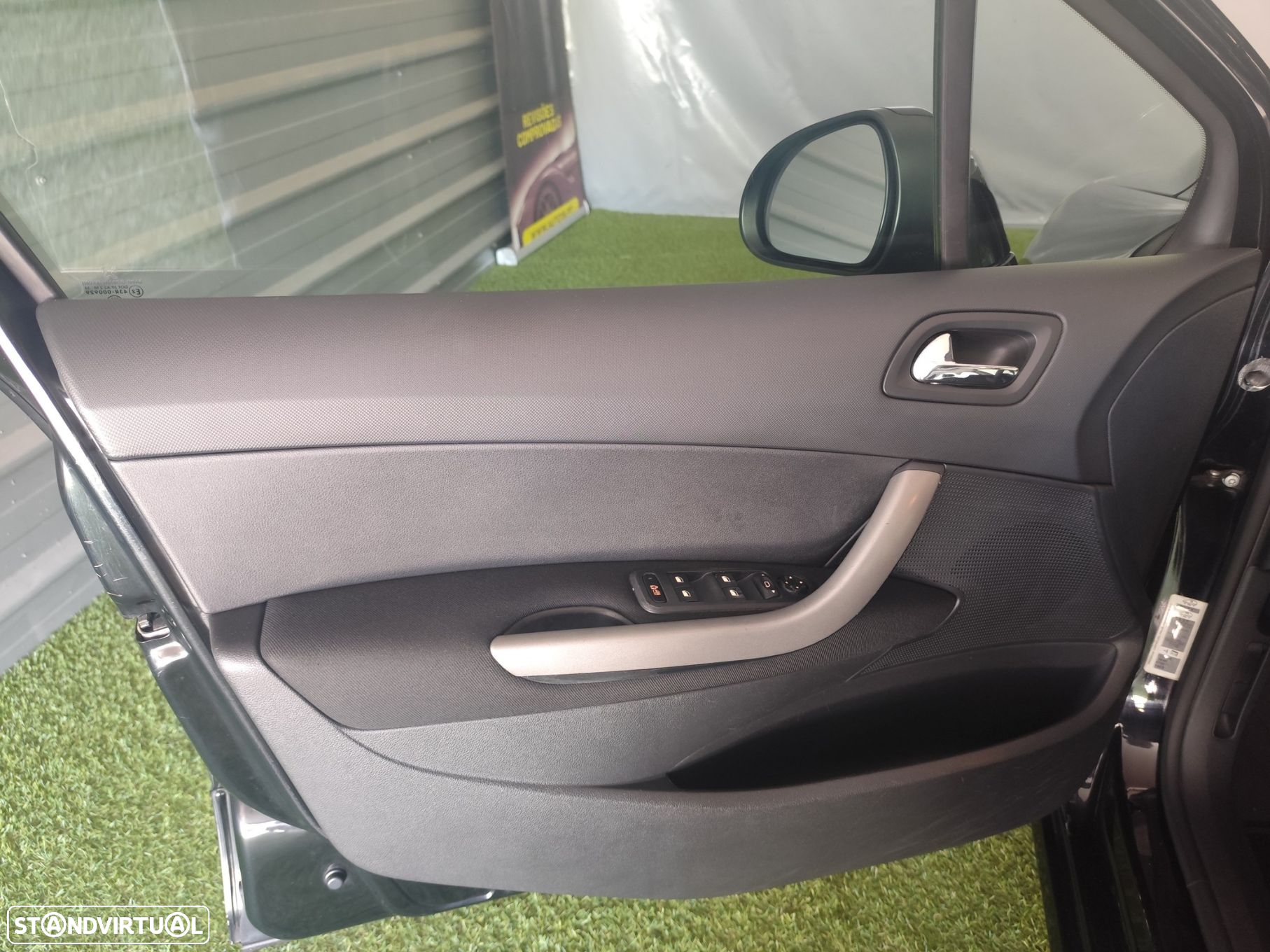 Peugeot 308 1.6 HDi Executive - 24