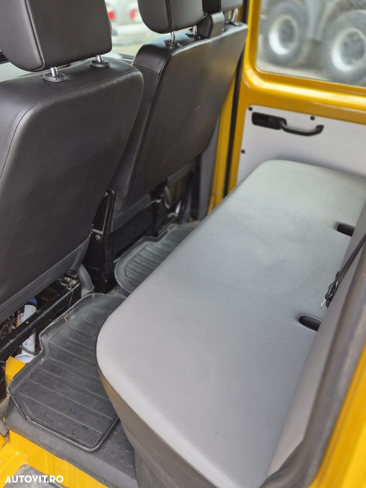 Volkswagen Transporter - 9