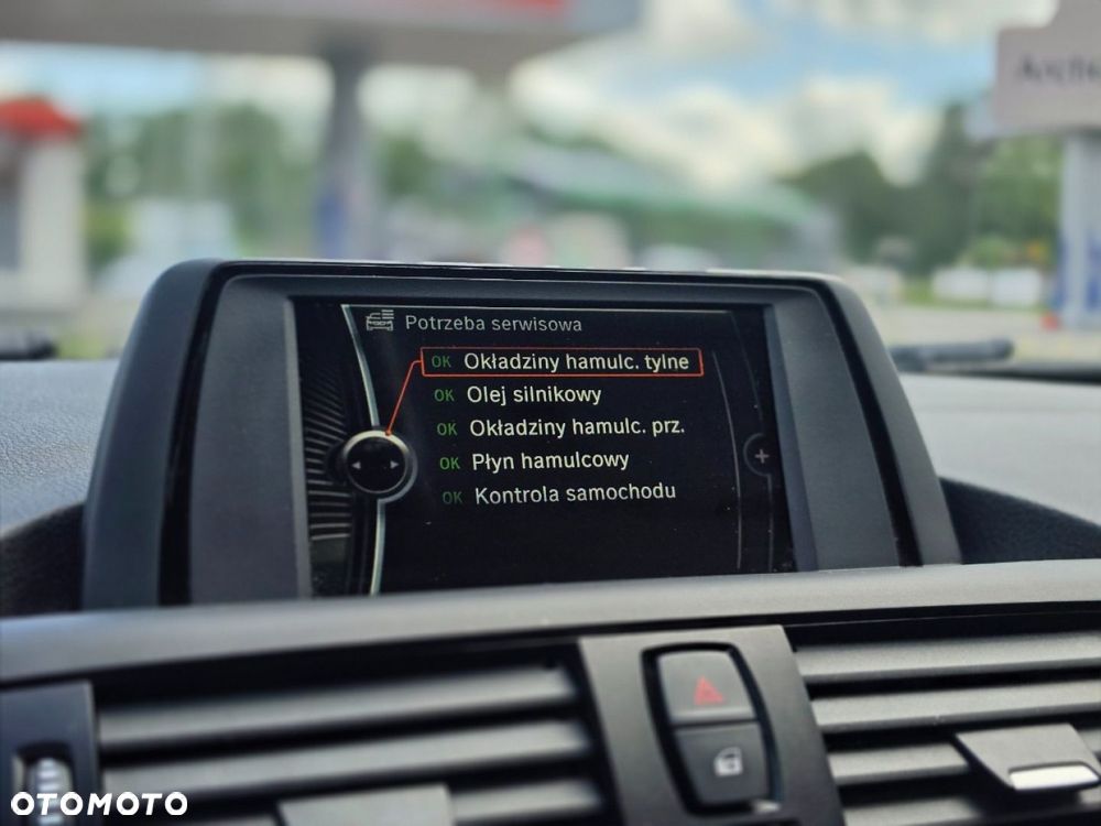 BMW Seria 1 - 22