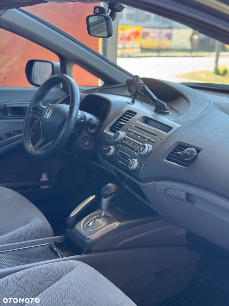 Honda Civic 1.8 Comfort - 10